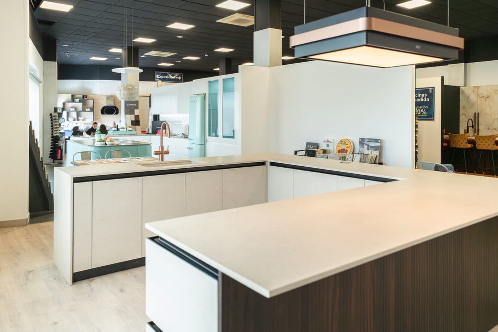 Diseño de Cocina con Madera de Eucalipto